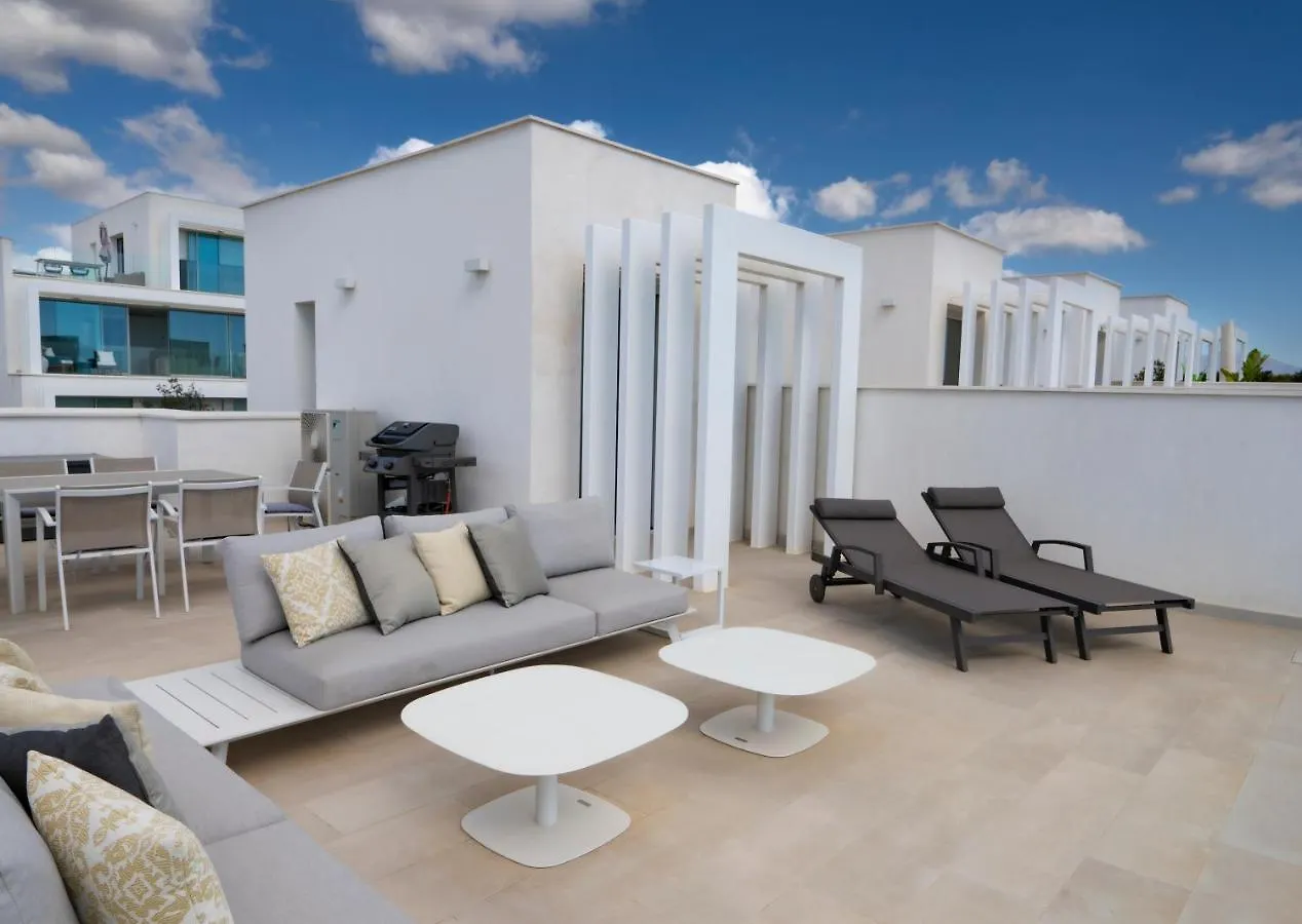Villa La Perla: Seaside Retreat with Golf Access Sotogrande 0*,  Spain